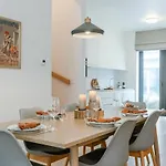Casiola - Spacious House Close To The بيت للعطل