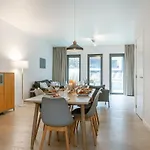 Casiola - Spacious House Close To The Beach