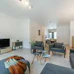 Casiola - Spacious House Close To The * أوستيند